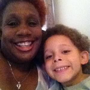 Meet your Posher, Denise